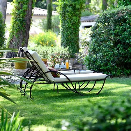 Les Mazets De Marie De Jules Hotel Eyragues